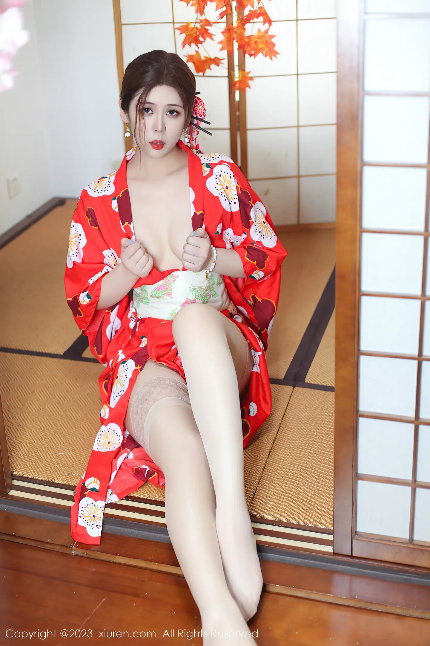 图片[5]-[XiuRen秀人网]VOL.7736 模特月野兔美妞性感红色和服配蕾丝肉丝袜秀曼妙身姿诱惑写真54P-秀人网官方网站